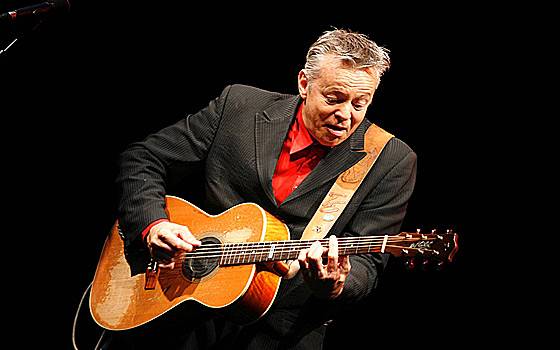 The Australian God of Guitar: Tommy Emmanuel